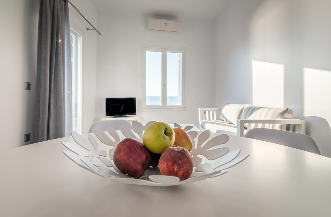Milos Waves Luxury Apartments Pollonia Exterior foto